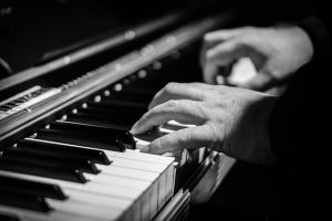 lezioni di musica per grandi e piccini